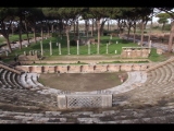 01645 ostia - regio ii - insula vii - teatro (ii,vii,2) - blick ri tempel der ceres - 01-2024.jpg